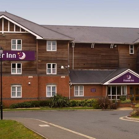 Premier Inn Isle Of Wight 뉴포트 외부 사진